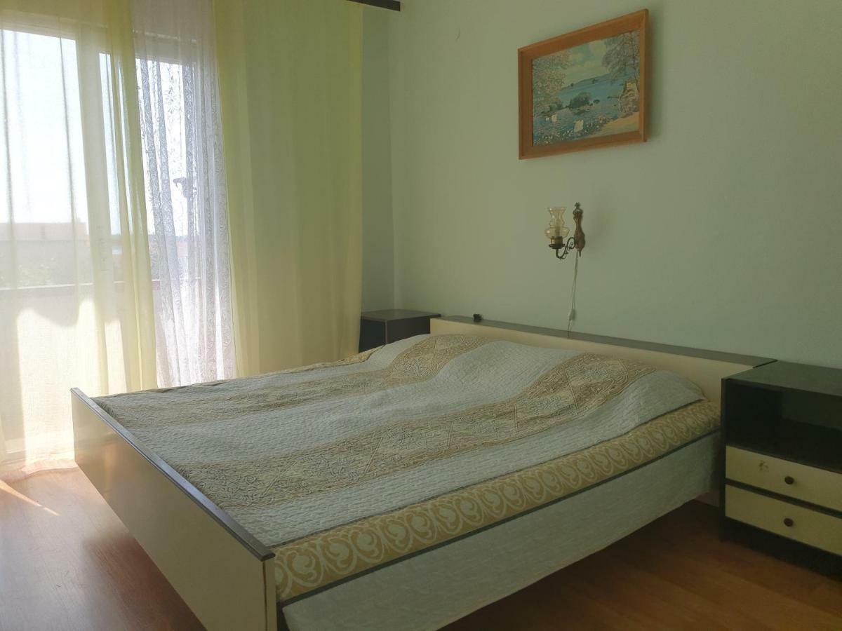 Apartments Slavica Rab Town Exterior photo