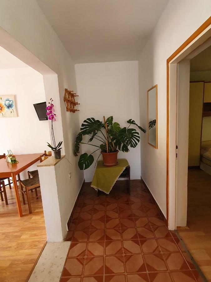Apartments Slavica Rab Town Exterior photo